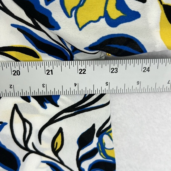 Halogen Women’s Blouse Top Size XL Blue/White/Yellow/Black Polyester Pullover - Picture 9 of 10